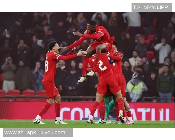 利物浦女足意外为切尔西女足列队展现友谊与体育精神